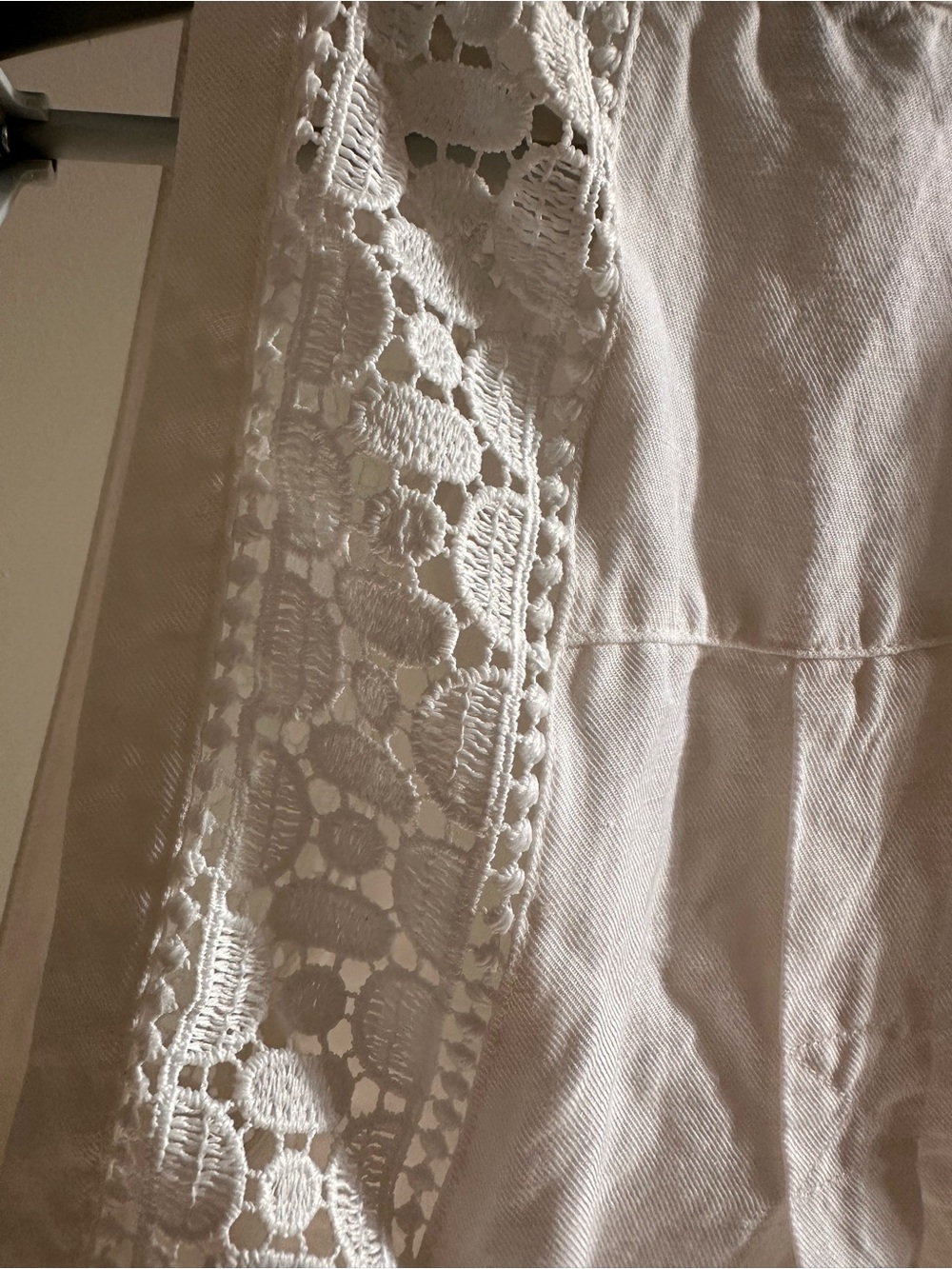 Reiss Cream Lace-Trim Girls' Sleeveless Tunic - Picture 6 of 8